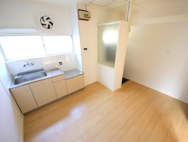 生駒市俵口町のテラスのキッチン