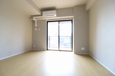 【居間・リビング】 | Premiage薬院南