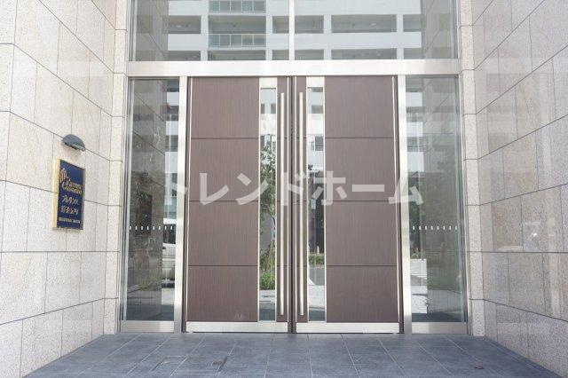 プレサンス難波元町のエントランス|選べる家電プランあり！！