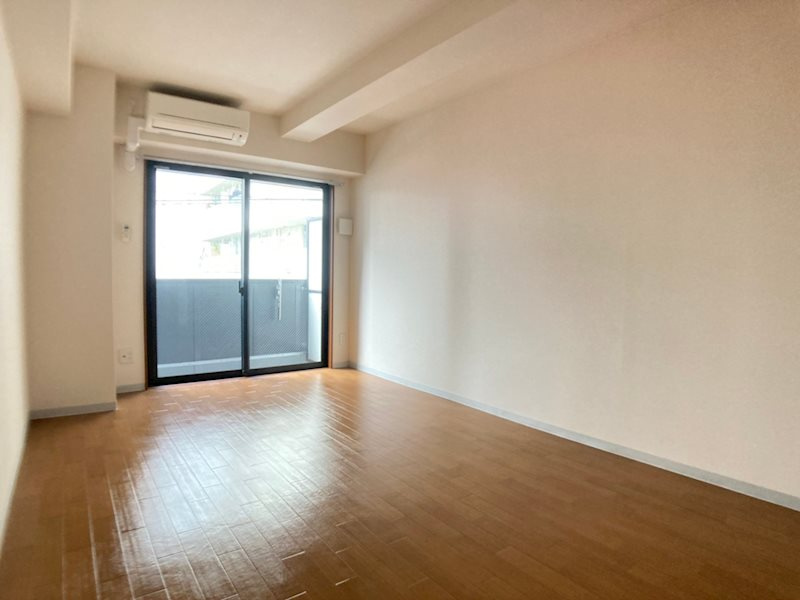 UresidenceUESHIOの居間・リビング|おしゃれなリビングです