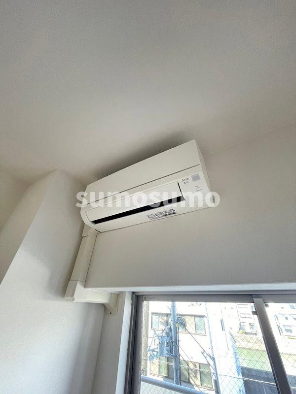 QCフラット北堀江の居間・リビング