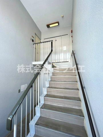 住友南円山ハウスのその他共用部分|隣接住戸がなく2階～3階は単独のスペースです。
