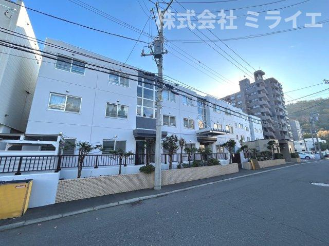 住友南円山ハウスの外観