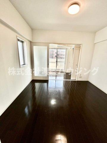 ライブガーデン江坂の内装