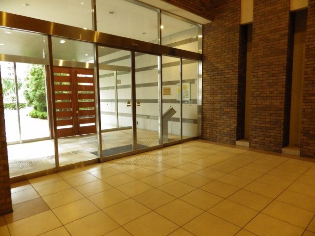 トウキョウシティトリエのエントランス