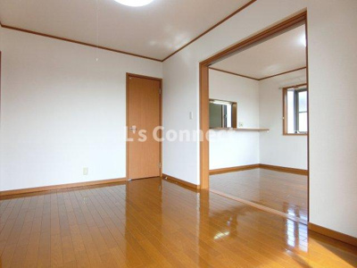 【内装】 | コーポ白鳥Ｃ棟 | ＬＤＫと隣の洋室は繋げて使うこともできます。