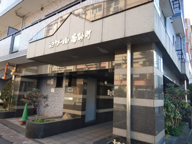 セザール南砂町のエントランス