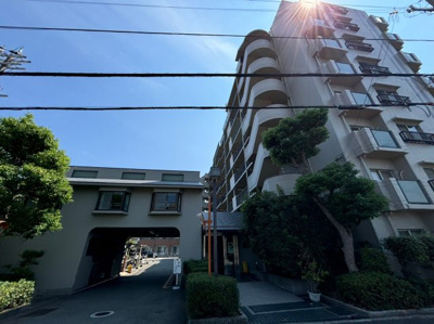 【外観】 | エクセラート松ノ浜 | 収納スペースもたっぷりあります♪家族の思い出も大切にしまっておけますね！