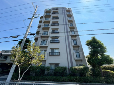 【外観】 | エクセラート松ノ浜 | アルザ泉大津まで徒歩２１分！休日のお出かけや普段のお買い物に便利ですね！