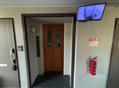 【設備】 | エクセラート松ノ浜 | エレベーターもございますので重いお荷物や大量のお荷物をお持ちの際などにも心強いですね♪