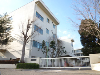 綾瀬市立土棚小学校まで600ｍ