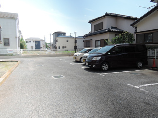 ★敷地内駐車場★（有料・要空き確認）