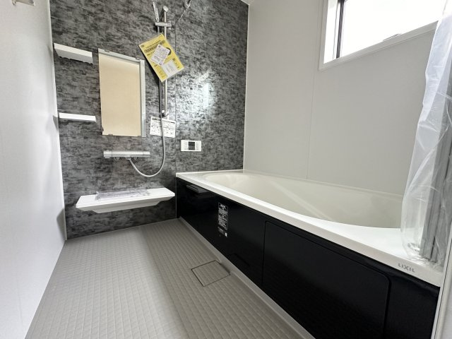 松田町惣領　平屋戸建の浴室