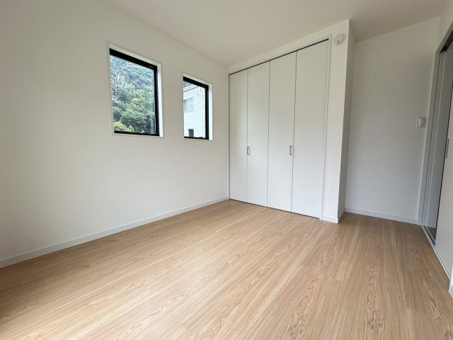 松田町惣領　平屋戸建の洋室