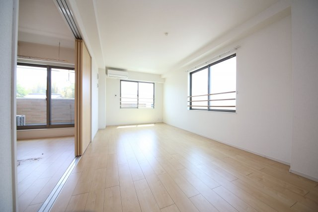 ネオ レクサス Ⅰの居間・リビング