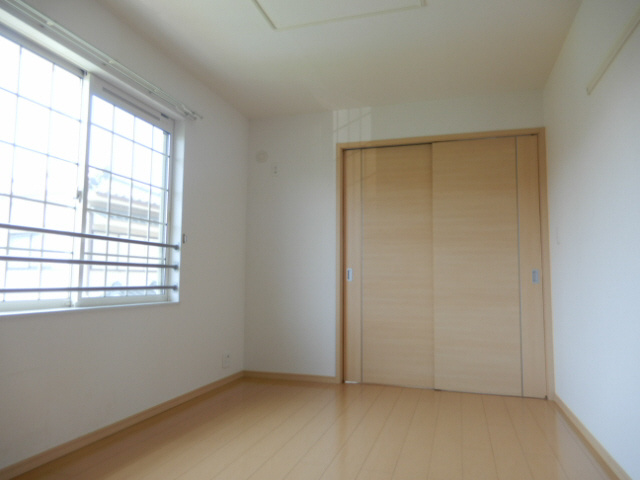 明石市大久保町西脇のアパートの子供部屋