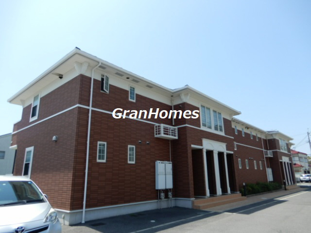 明石市大久保町西脇のアパートの外観