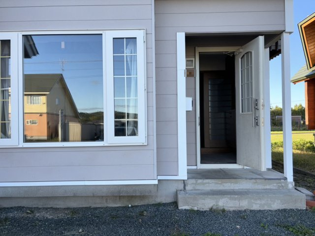 【玄関】 | 北見市上ところ６７３番地９　中古売家