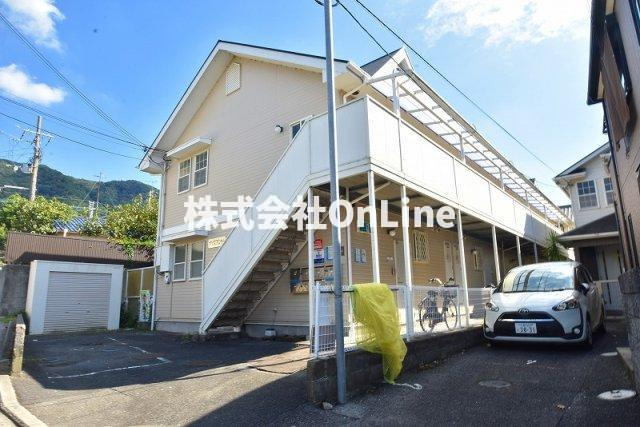 八尾市郡川５丁目のアパートの外観
