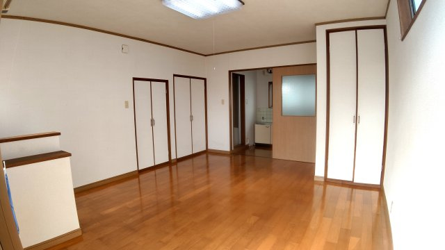 ハイツサントピアの洋室