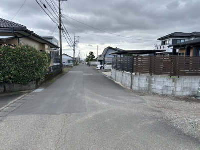 【前面道路含む現地写真】 | 都城市郡元町 727.5万円