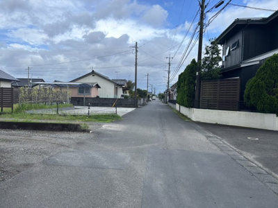 【前面道路含む現地写真】 | 都城市郡元町 727.5万円