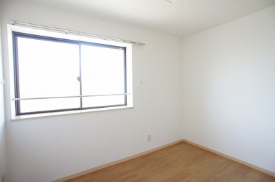 【内装】 | クリアヴィレッジＥ | 明るい室内です