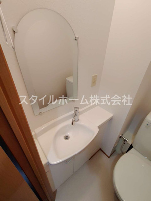 【洗面所】 | 倉田一番館 | 別部屋写真です。