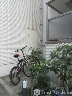 【その他共用部分】 | エクルベージュ入増