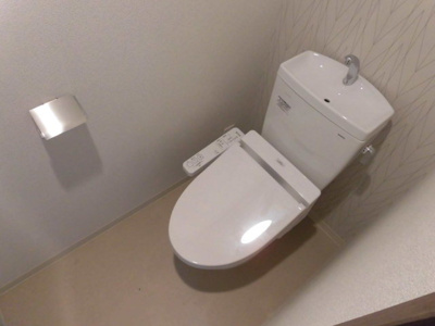 【トイレ】 | エスリード新大阪グランファースト | ウォシュレット機能付きのトイレです
