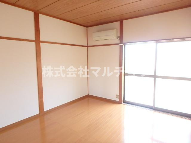 ダイケンハイツの洋室|個人の部屋や寝室として使える洋室です
