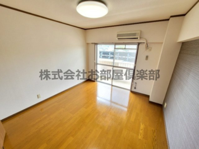 第三コーポ江頭の居間・リビング