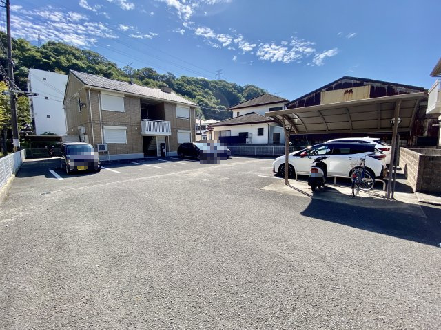 リプルス浜の宮Ⅱ　Ｂ棟の駐車場