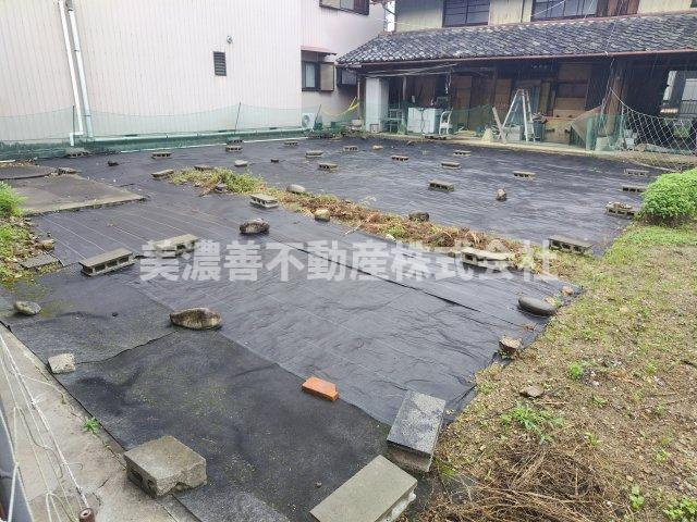 ６３６５６　山県市高富土地の外観