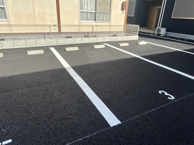 オーシャンコート姫路A棟の駐車場