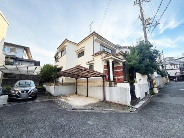 妙見坂４丁目　中古一戸建ての外観|新しい生活にいかがでしょうか？外観はお住まいの顔になります。こだわりたいポイントですね。外壁塗装や屋根塗装のご相談も承っております。
■現地内覧・資金計画相談・住宅ローン相談もお問合せ受付中■