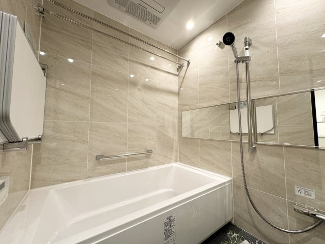 グラン・ブルー高輪アドニスA棟の浴室