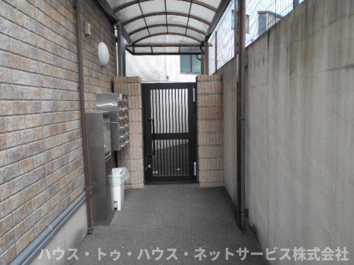 ルミエールＫのエントランス