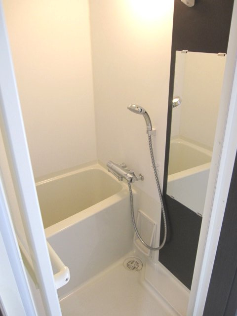 ブロッサムテラス新小岩の浴室