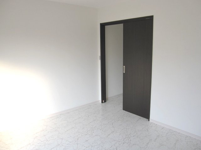 ブロッサムテラス新小岩の洋室