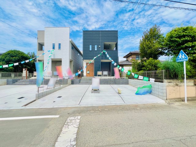 前橋市朝倉町4丁目の前面道路含む現地写真|駐車スペース3台可◎