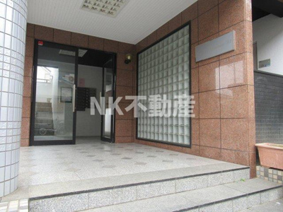 【エントランス】 | コーポ松浦（衣摺加美北賃貸） | 毎日通るエントランスはこのようになっています