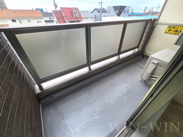 ベル リゼオ Kのバルコニー