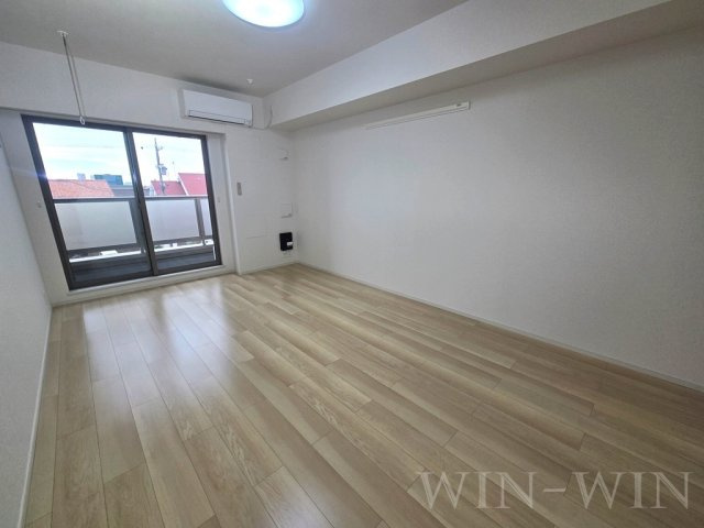 ベル リゼオ Kの居間・リビング