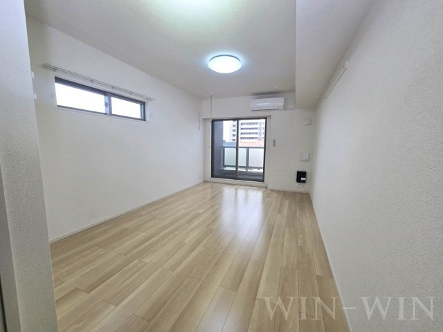 ベル リゼオ Kの居間・リビング