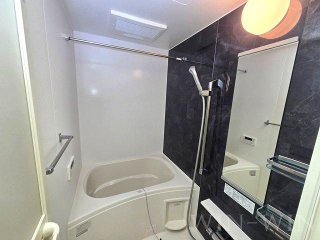 ベル リゼオ Kの浴室