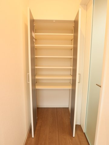 井の頭戸建の収納