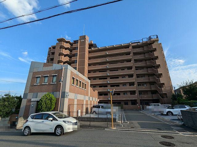 ネオハイツ枚方長尾の外観|新しい生活にいかがでしょうか？外観はお住まいの顔になります。こだわりたいポイントですね。水回りリフォームやリノベーションも承ってます。
■現地見学・資金計画相談・住宅ローン相談もお問合せ受付中■