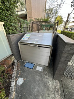 【その他共用部分】 | 敷地内ごみ置き場でごみ出しもらくらく～♪忙しい社会人さんや主婦さんにうってつけ！