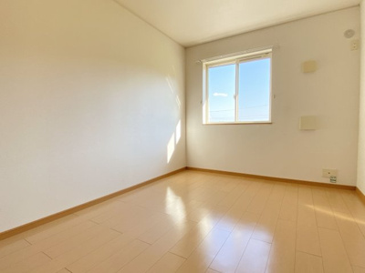 【寝室】 | コートジュネス　Ⅱ | ※同物件、別のお部屋の写真です